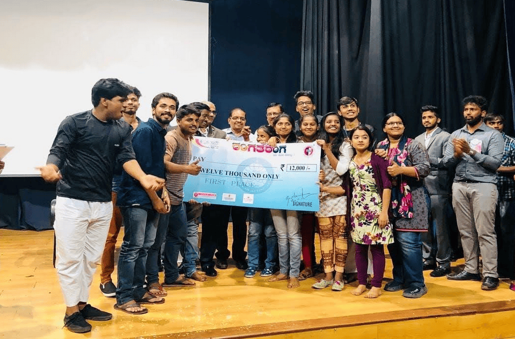 MES College of Arts, Commerce and Science